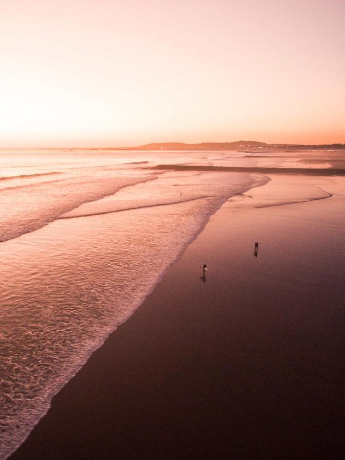 Mahara Caparica Surf Camp Капарика Екстериор снимка